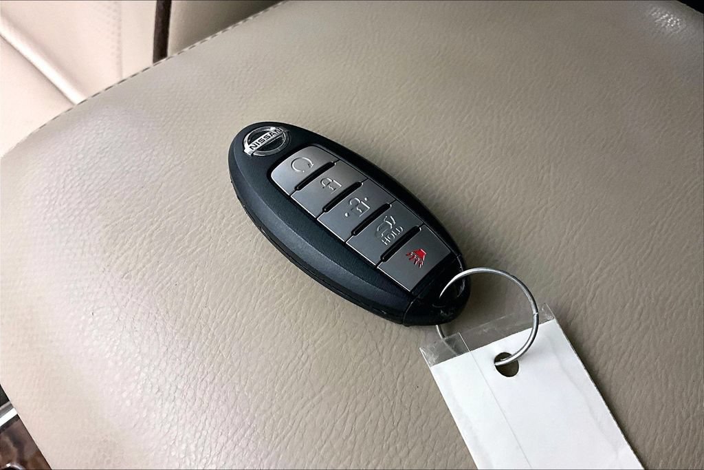 Used 2019 Nissan Armada Platinum w/ Captain's Chairs Package RWD image 12