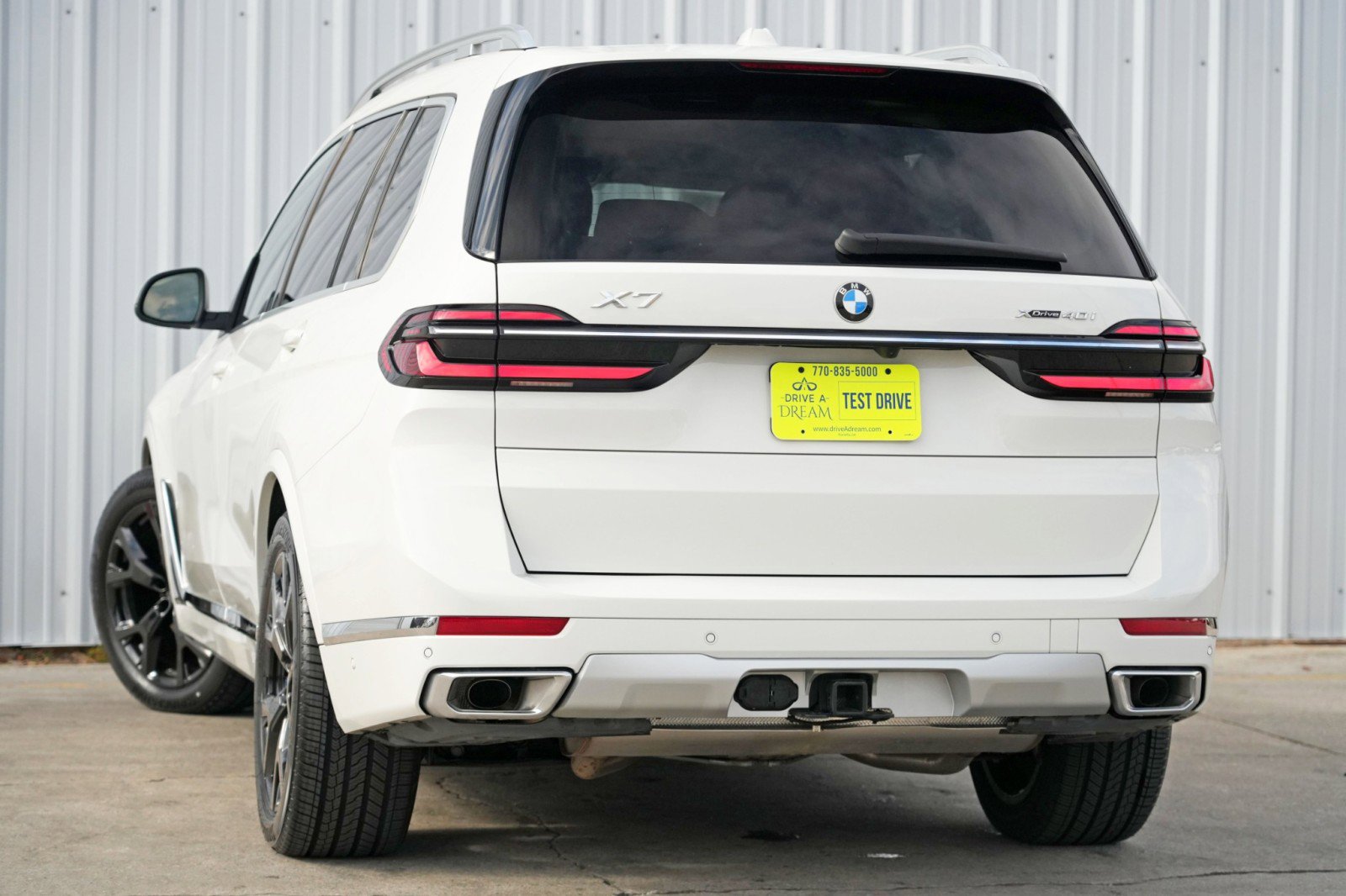 Used 2023 BMW X7 xDrive40i w/ Premium Package image 6