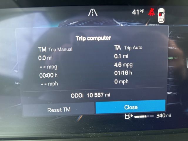 Certified 2025 Volvo XC90 B6 Plus image 21