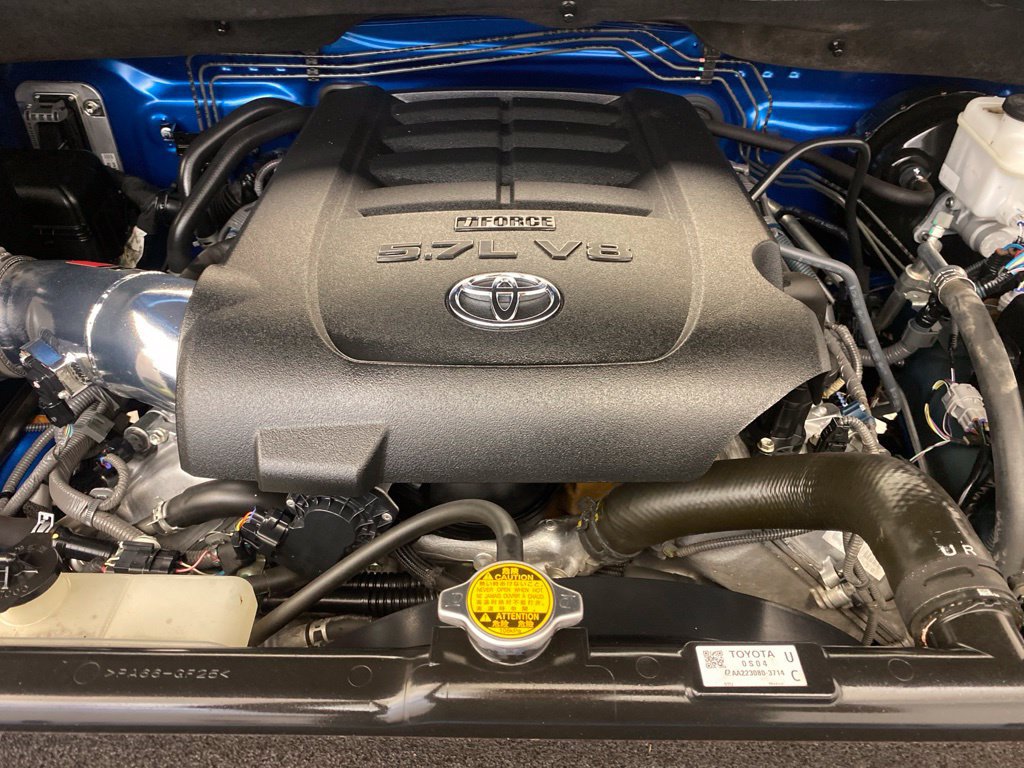 Used 2017 Toyota Tundra SR5 w/ TRD Off Road Package AWD/4WD image 24