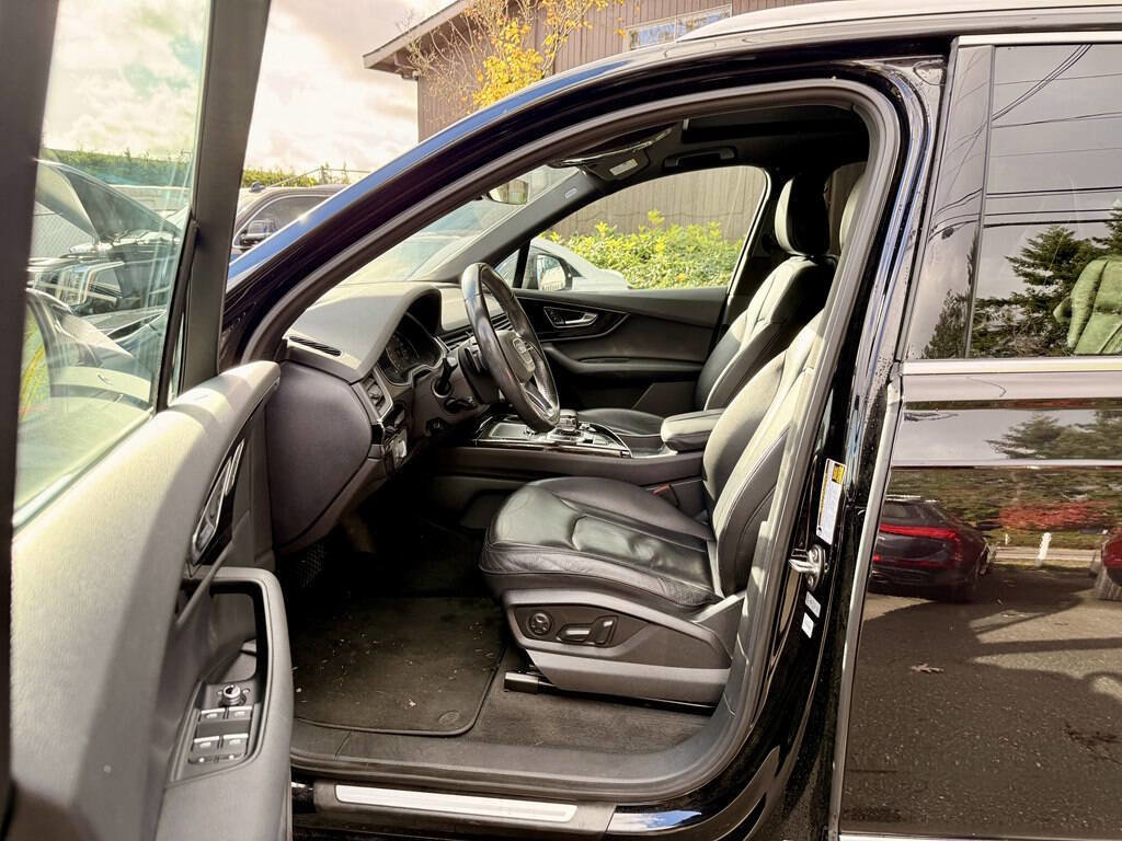 Used 2019 Audi Q7 3.0T Premium w/ Convenience Package AWD/4WD image 9