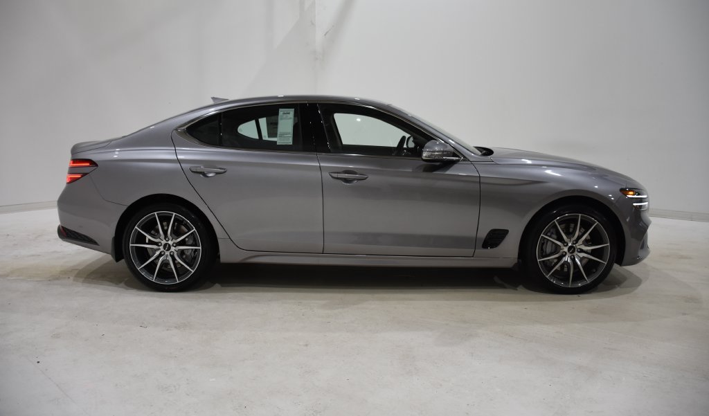 New 2026 Genesis G70 2.5T RWD image 3