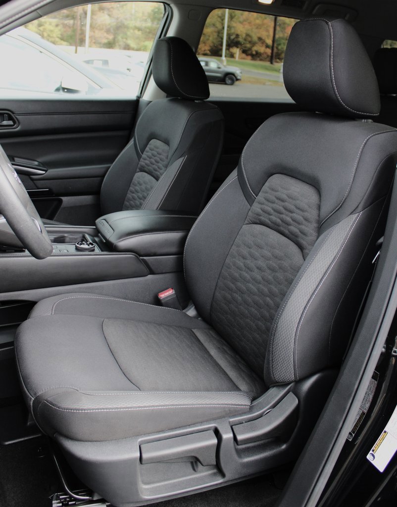 Certified 2024 Nissan Pathfinder S image 18