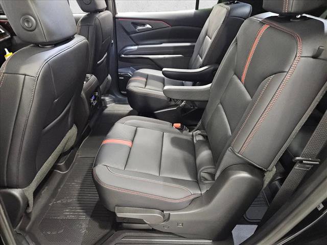 New 2026 Chevrolet Traverse RS image 14