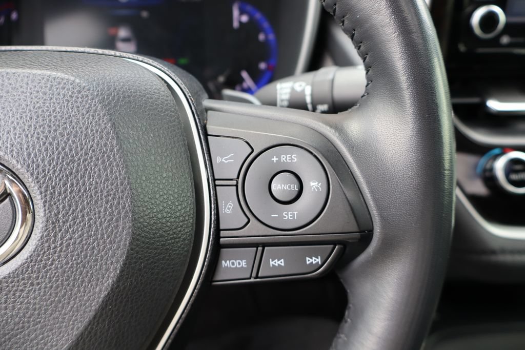 Used 2021 Toyota Corolla XSE FWD image 15