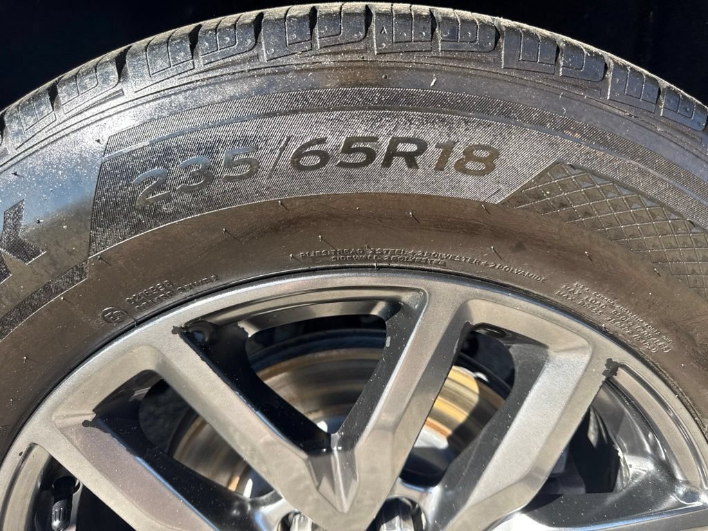 Used 2017 GMC Acadia SLT AWD/4WD image 39