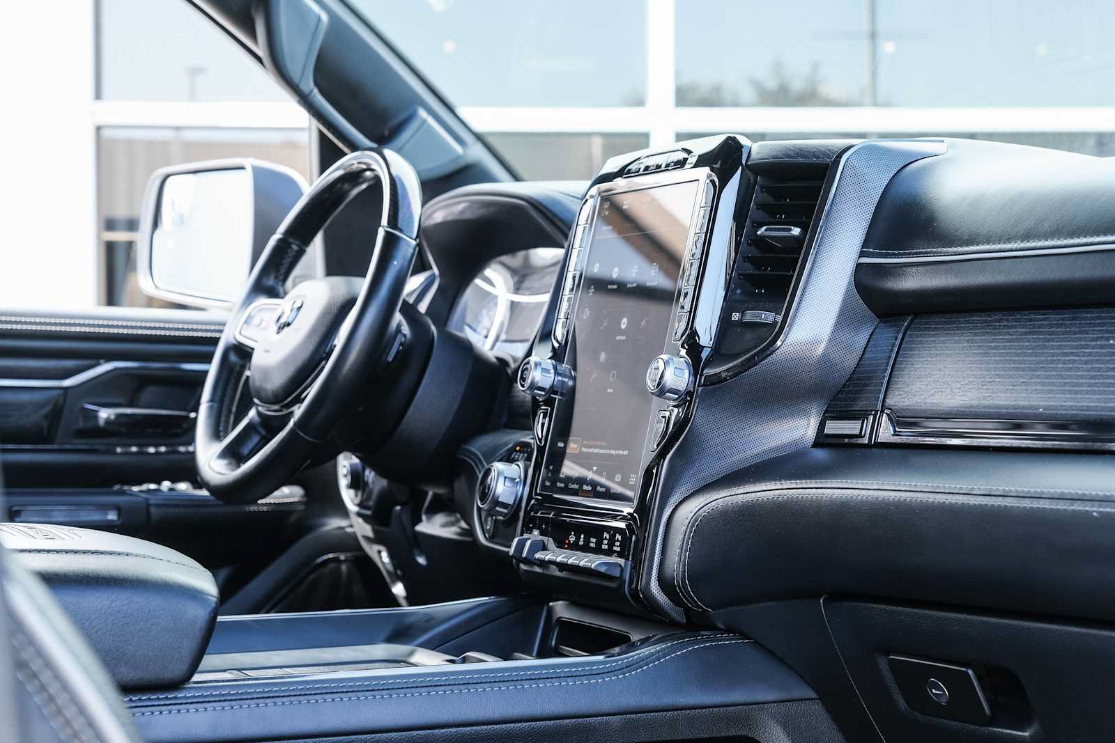 Used 2022 RAM 1500 Limited AWD/4WD image 28
