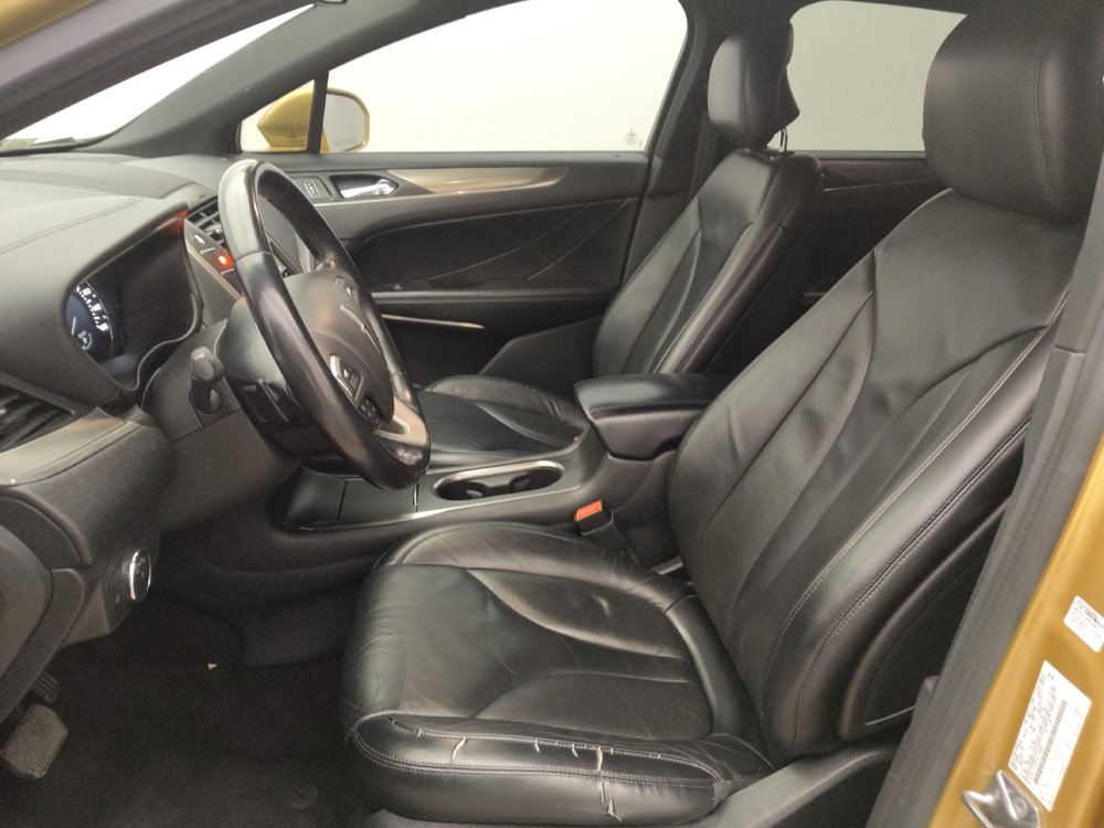 Used 2015 Lincoln MKC FWD w/ Equipment Group 101A Select image 17