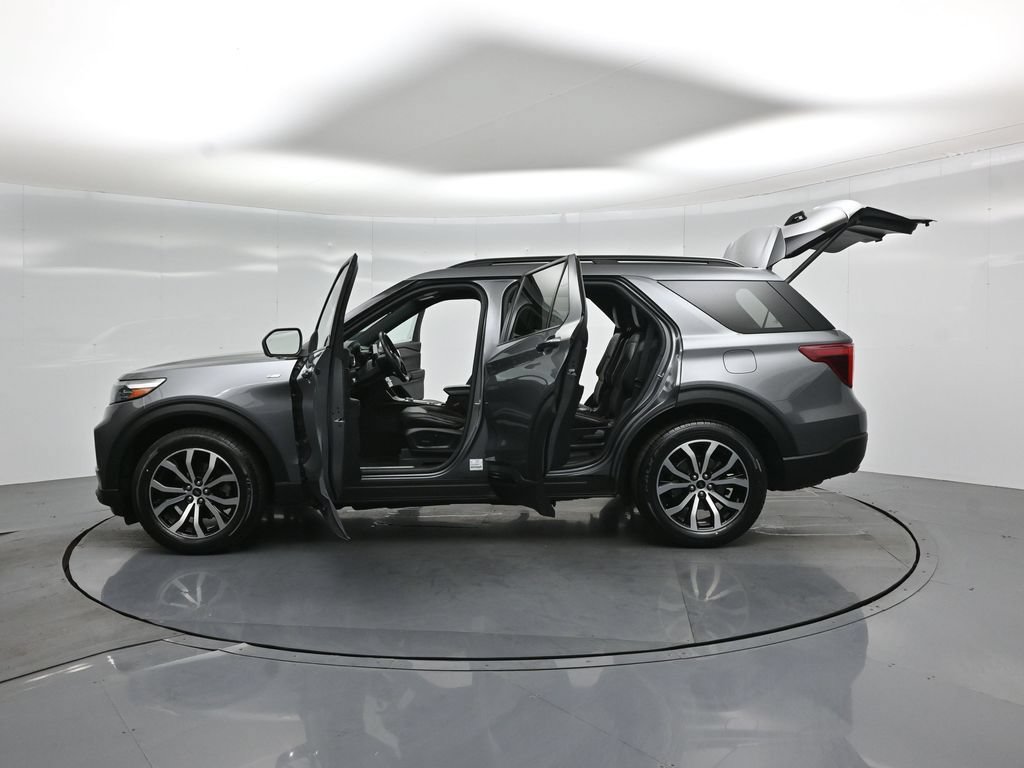 Certified 2022 Ford Explorer ST-Line w/ Class IV Trailer Tow Package AWD/4WD image 35