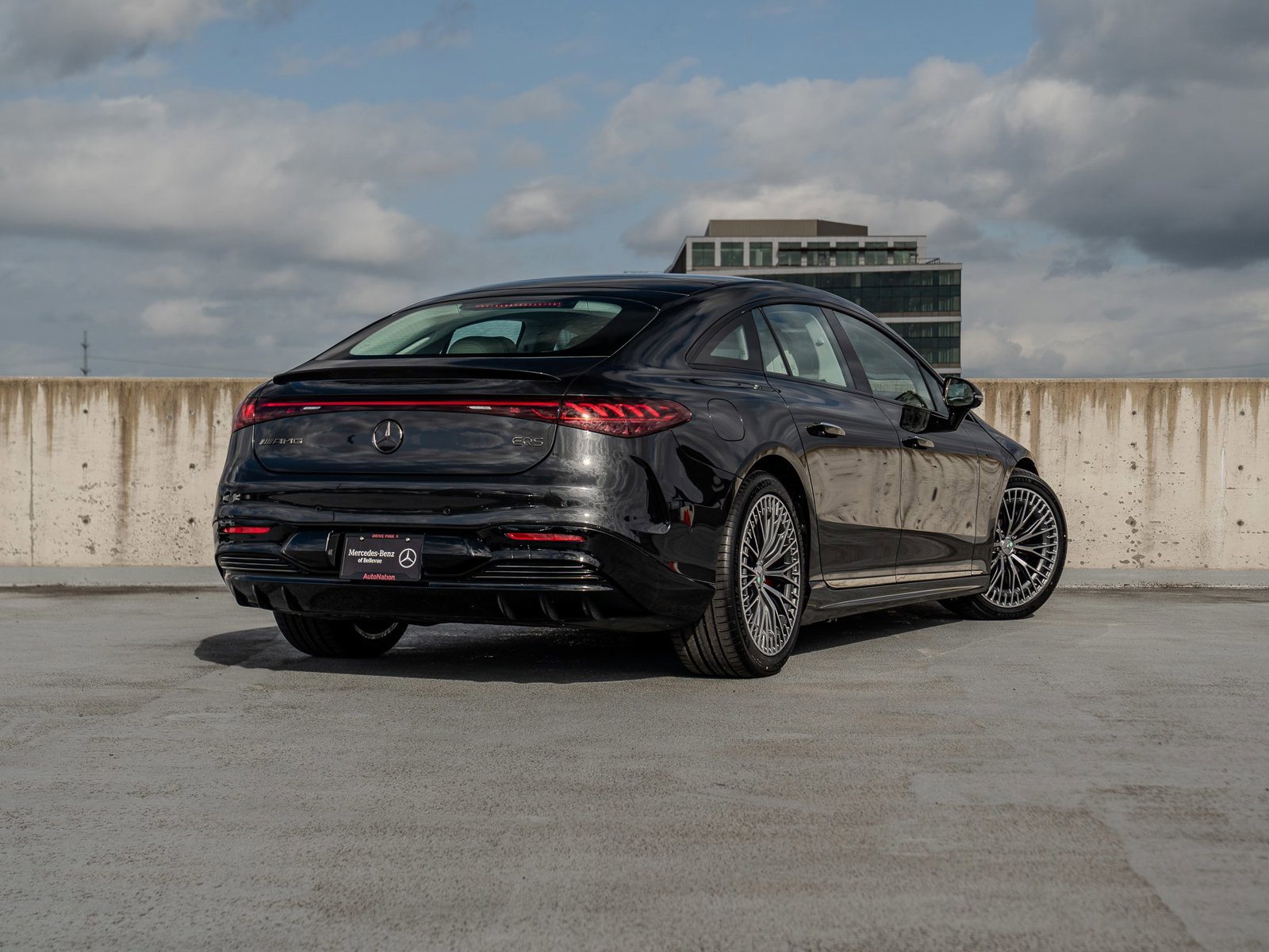 Used 2025 Mercedes-Benz EQS AMG 4MATIC image 4