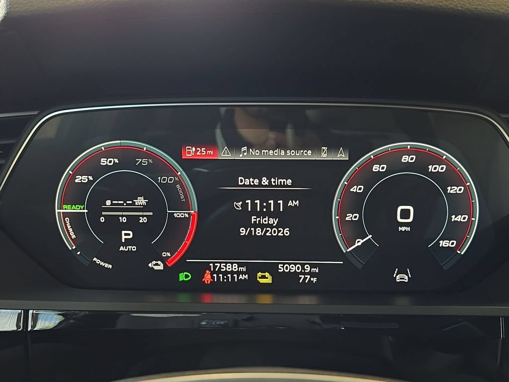 Certified 2024 Audi Q8 e-tron Premium Plus w/ Premium Plus Package AWD/4WD image 22