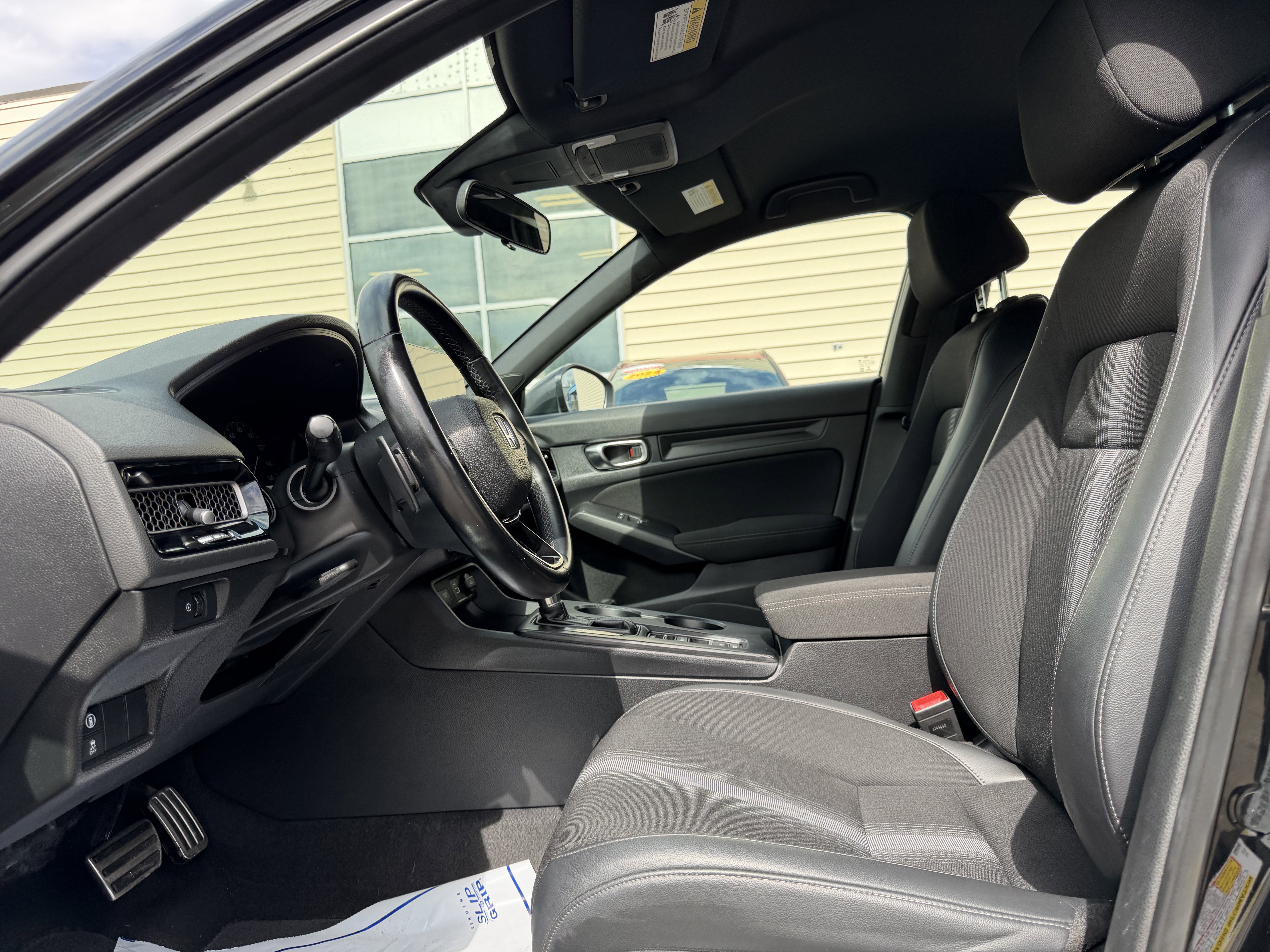 Used 2022 Honda Civic Sport image 11