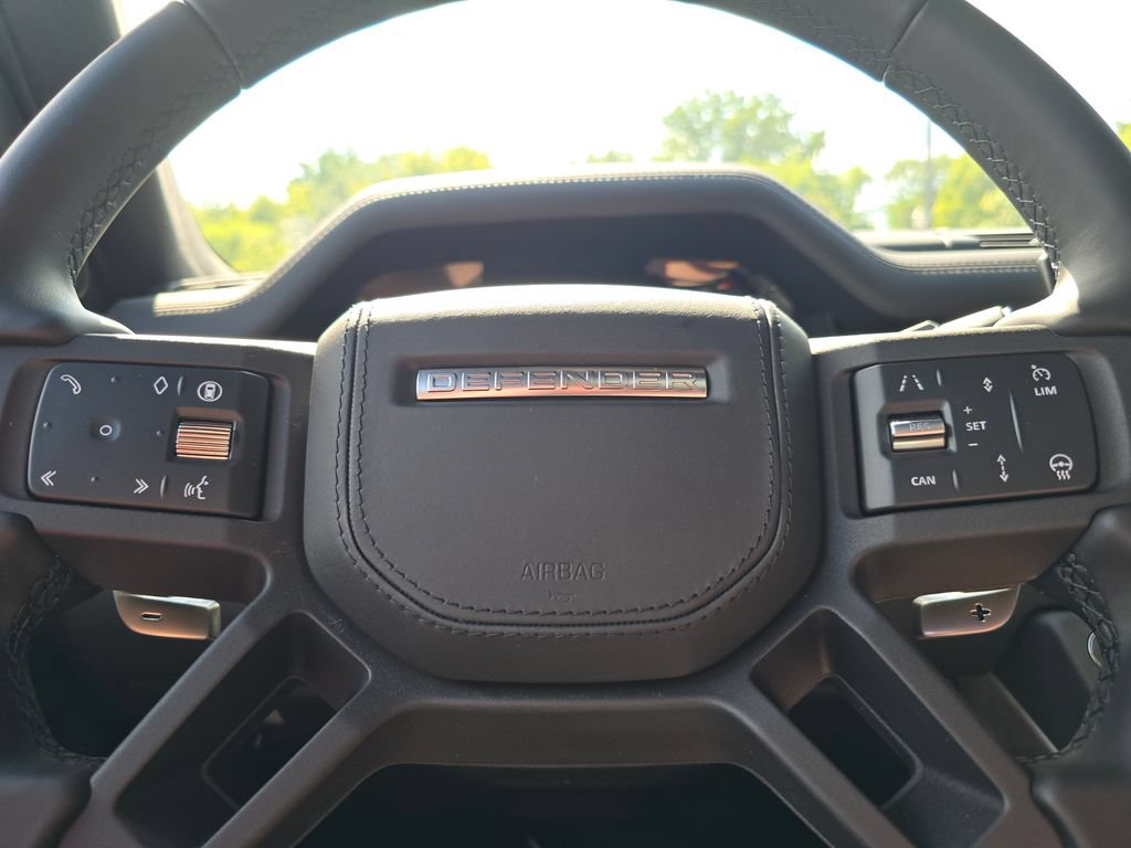 New 2026 Land Rover Defender 90 V8 AWD/4WD image 22