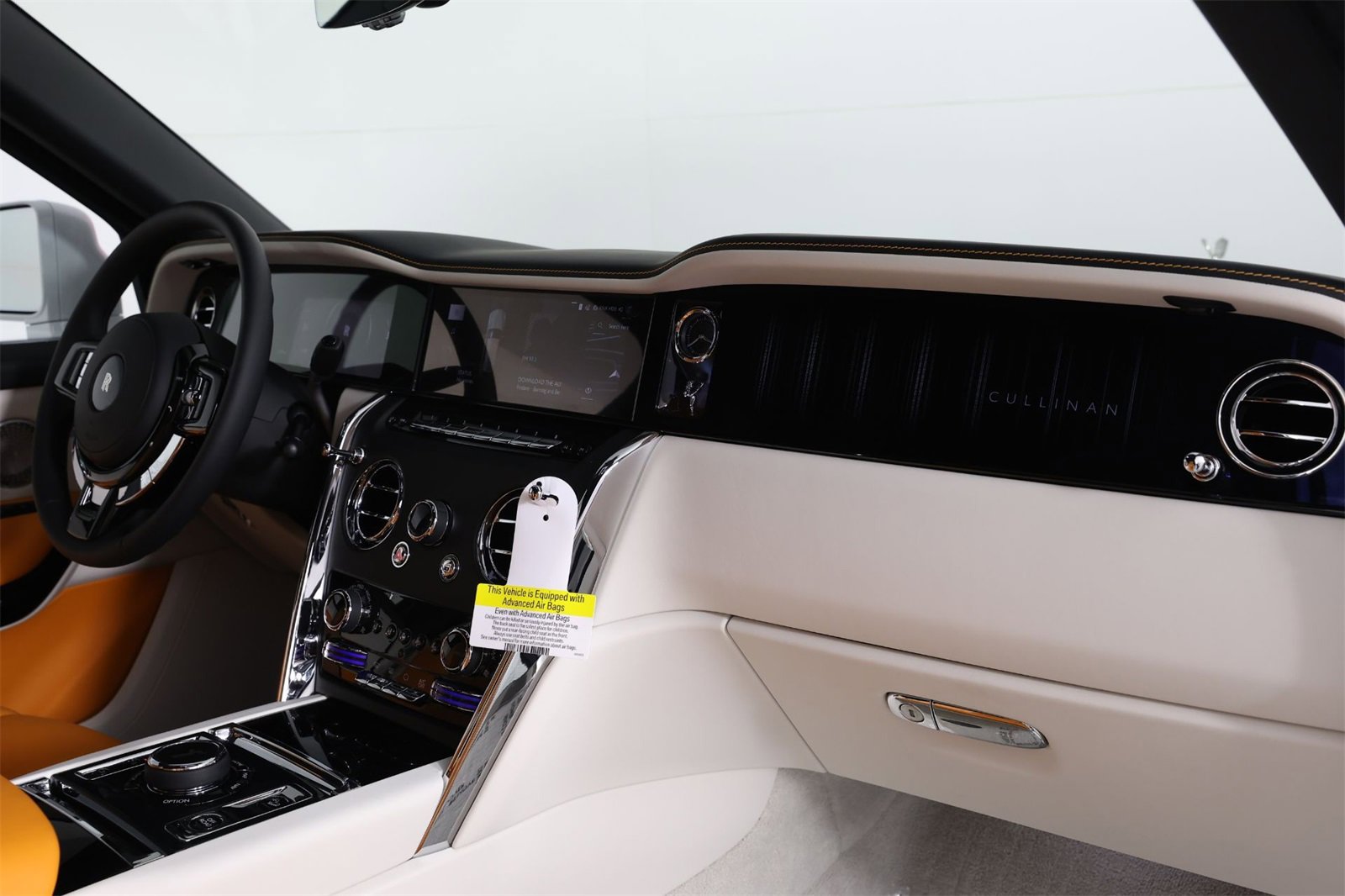 New 2026 Rolls-Royce Cullinan image 25