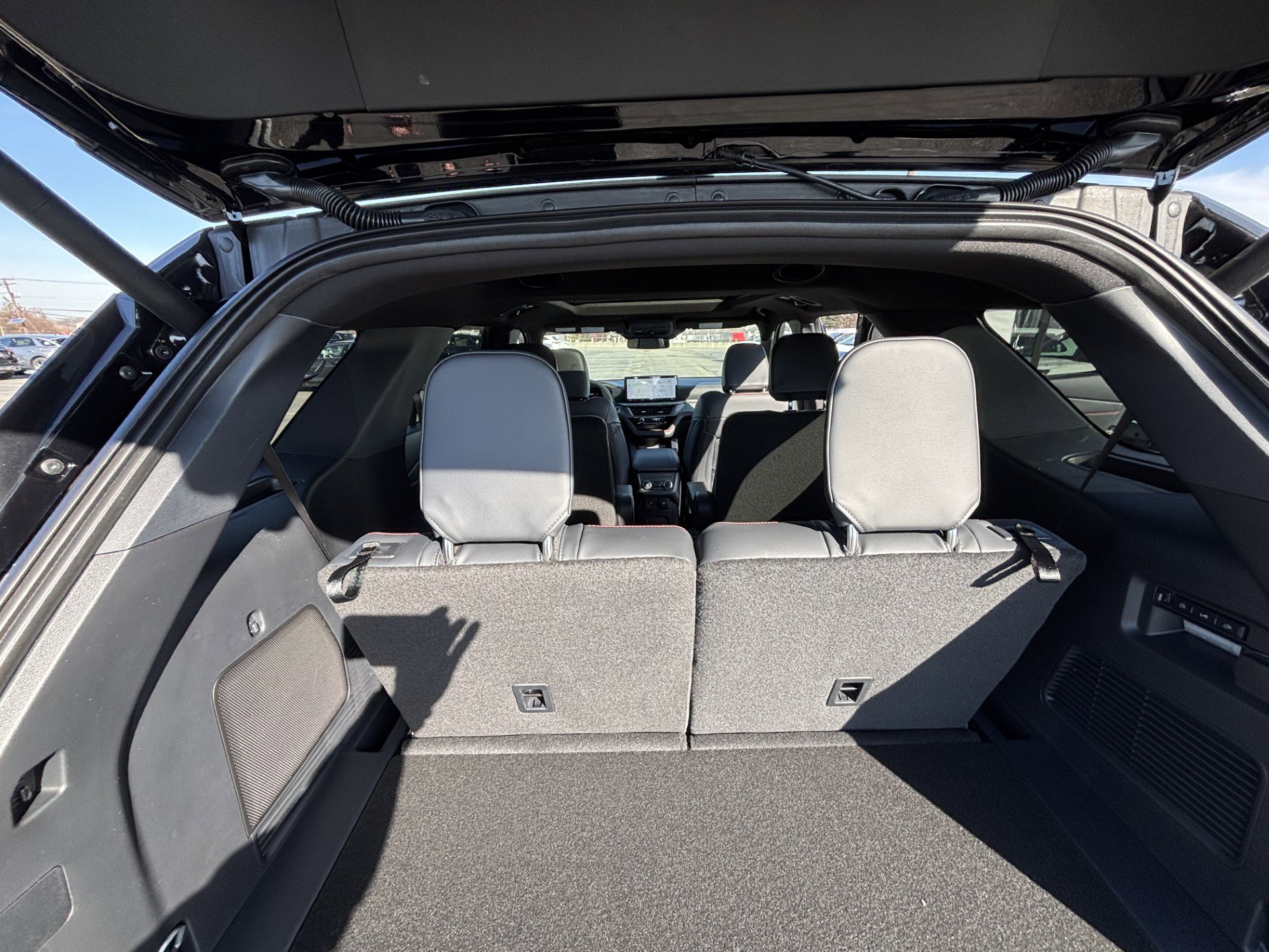 New 2026 Ford Explorer ST image 10