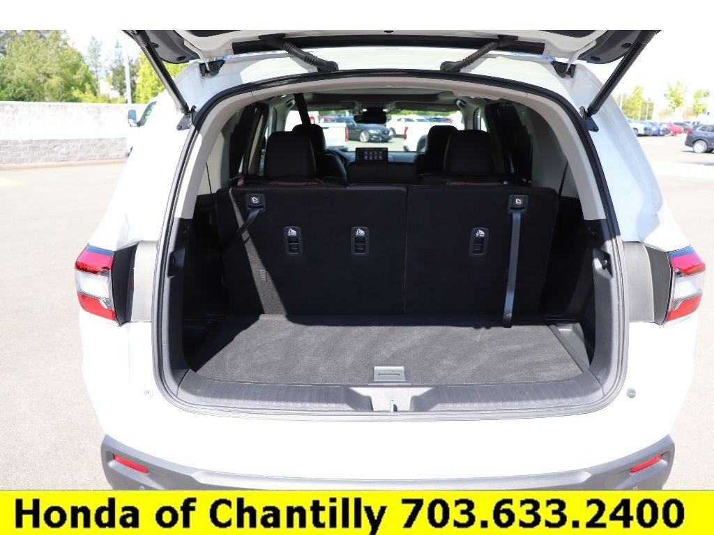 Used 2025 Honda Pilot Elite image 27