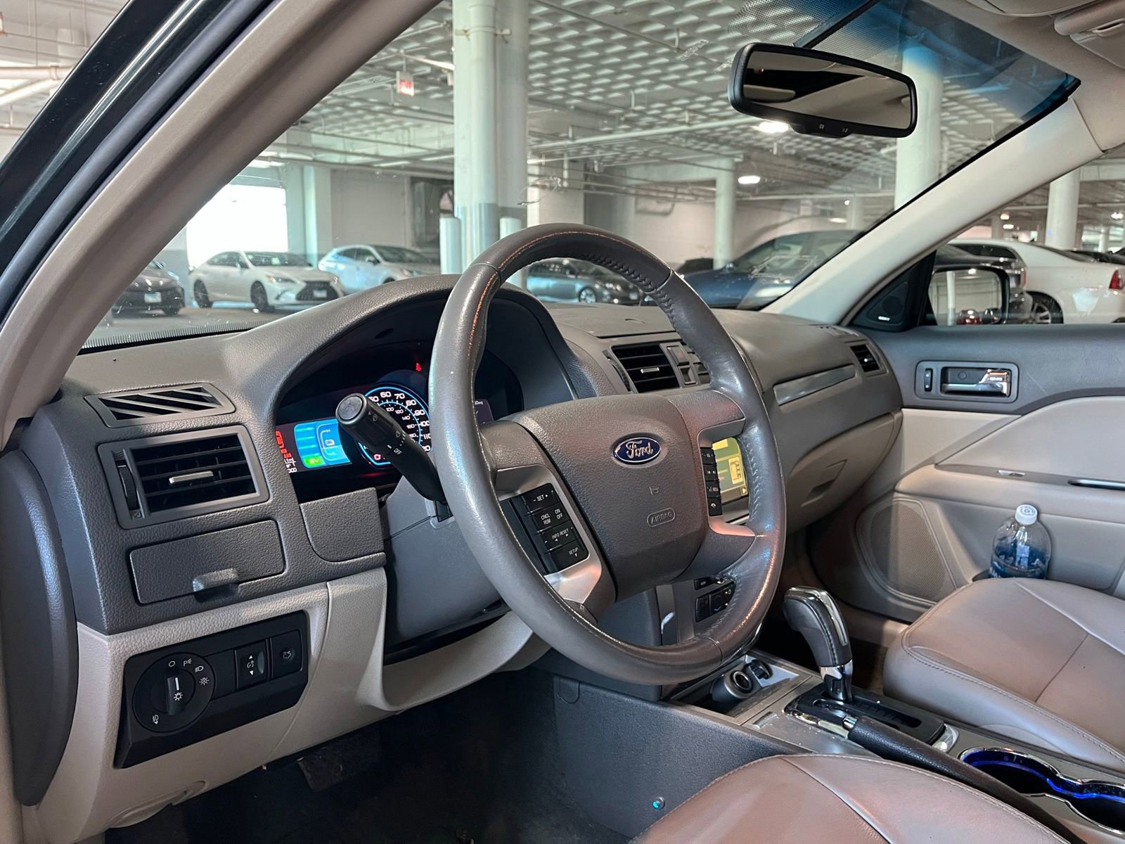 Used 2010 Ford Fusion Hybrid FWD image 13