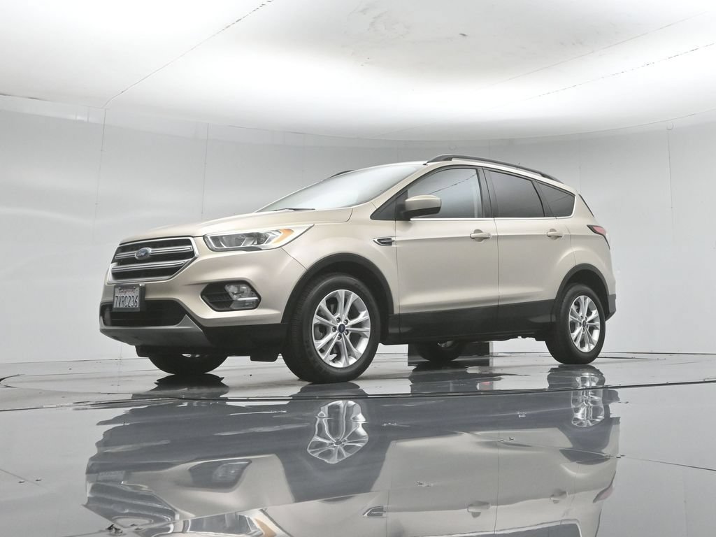 Certified 2017 Ford Escape SE w/ Equipment Group 201A FWD image 46