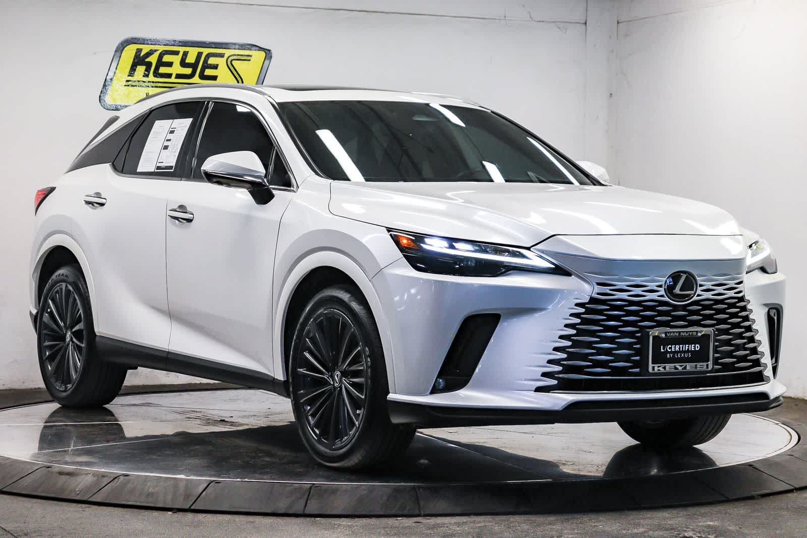 Used 2024 Lexus RX 350h w/ Convenience Package AWD/4WD image 5