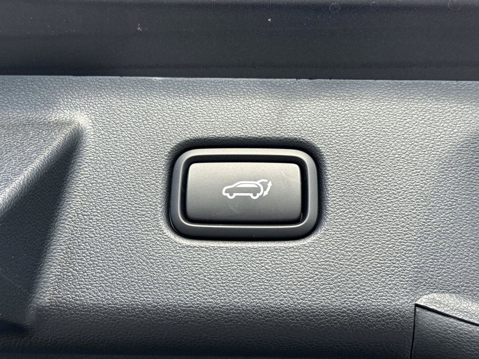 New 2026 Hyundai Tucson Limited image 6