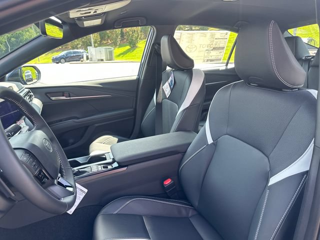 New 2026 Toyota Camry SE FWD image 15