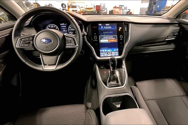 Used 2025 Subaru Outback Premium AWD/4WD image 15