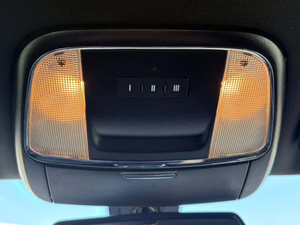 Used 2020 Dodge Charger GT RWD image 25