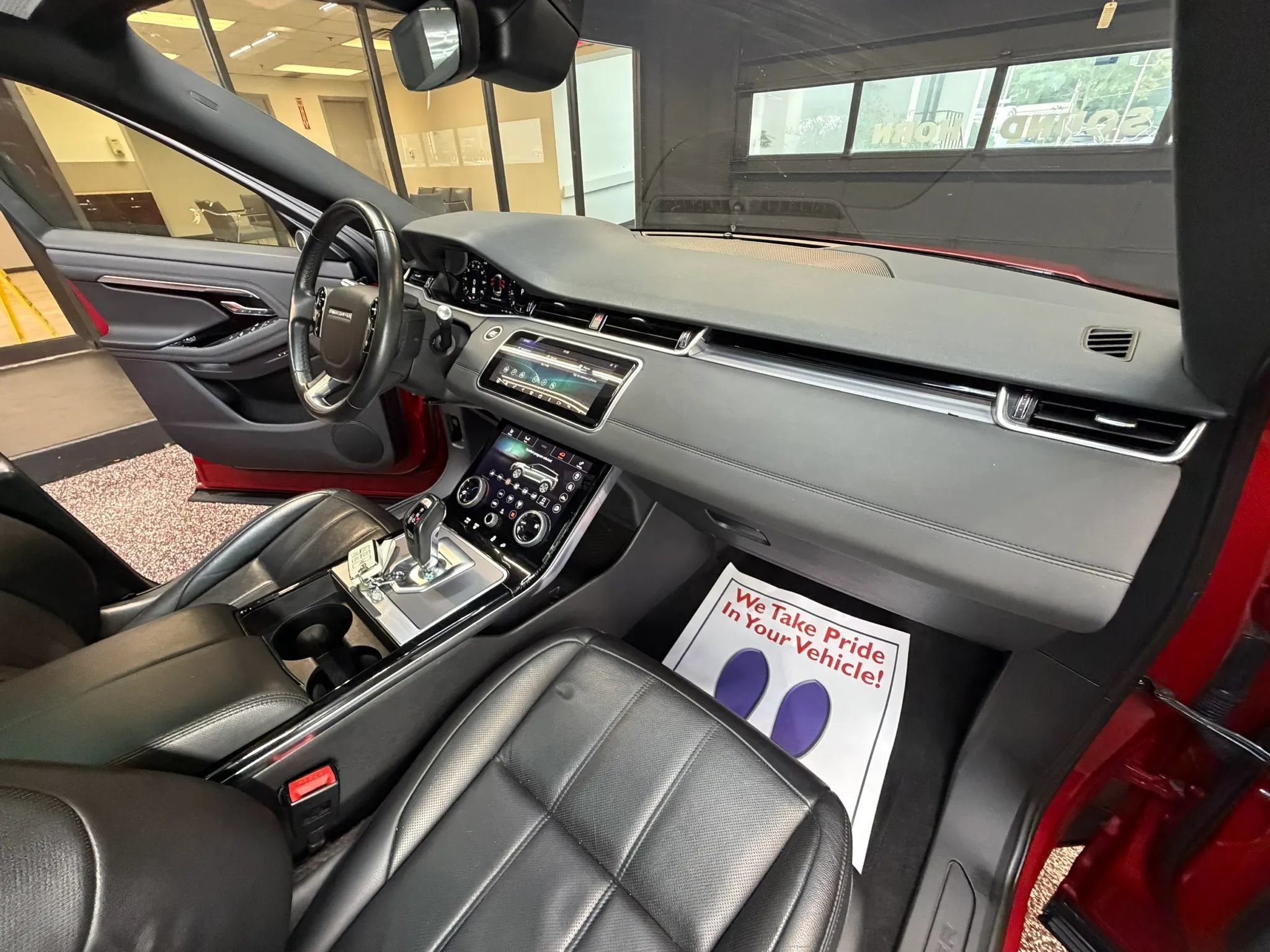 Used 2020 Land Rover Range Rover Evoque SE AWD/4WD image 36