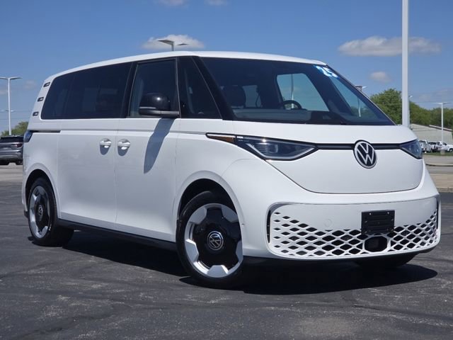 Used 2025 Volkswagen ID. Buzz Pro S RWD image 2