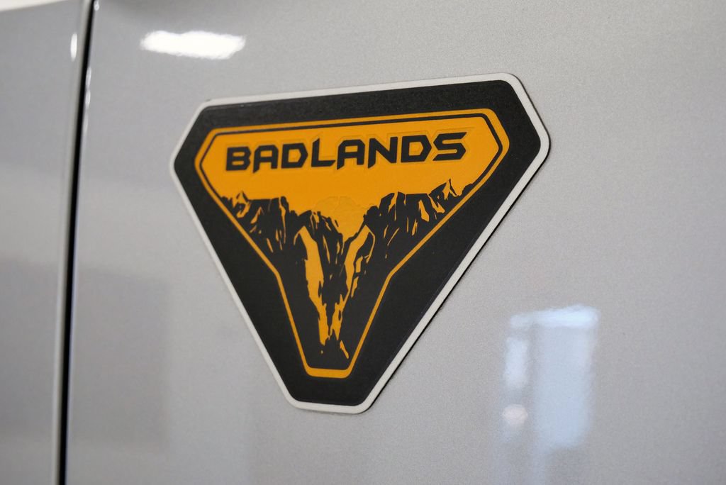 Used 2022 Ford Bronco Badlands AWD/4WD image 10