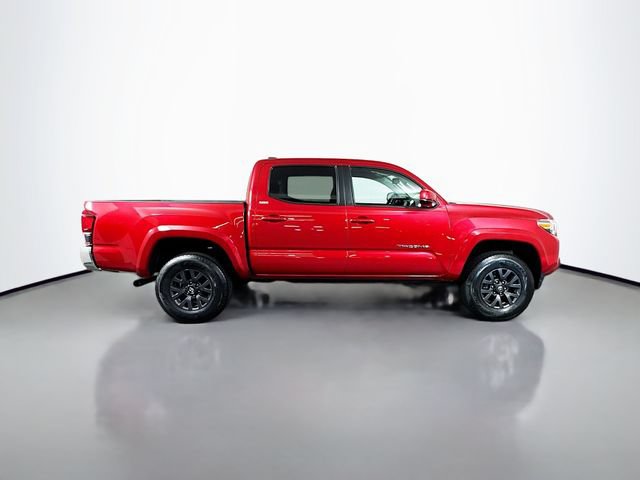 Certified 2023 Toyota Tacoma SR5 AWD/4WD image 9