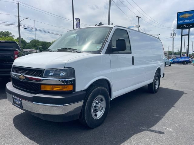 New 2025 Chevrolet Express 2500 w/ Driver Convenience Package RWD image 16