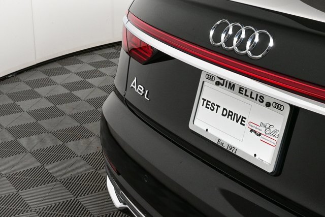 Used 2019 Audi A8 L 3.0T w/ Executive Package image 37