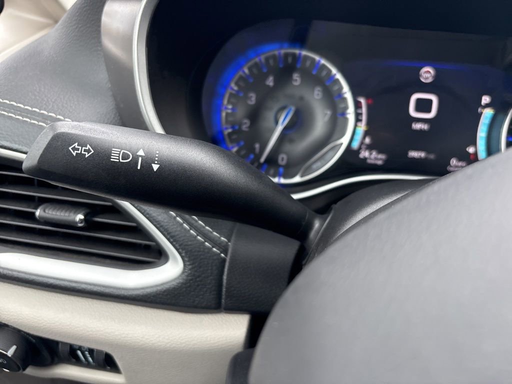 Used 2024 Chrysler Pacifica Touring-L w/ Road Tripper Package FWD image 57