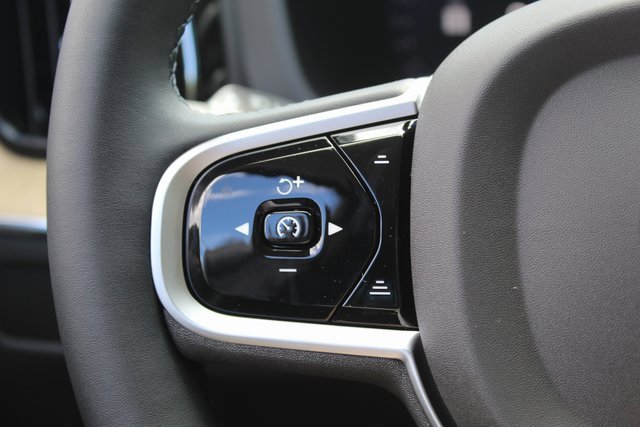 New 2026 Volvo XC60 B5 Plus w/ Protection Package Premier image 17