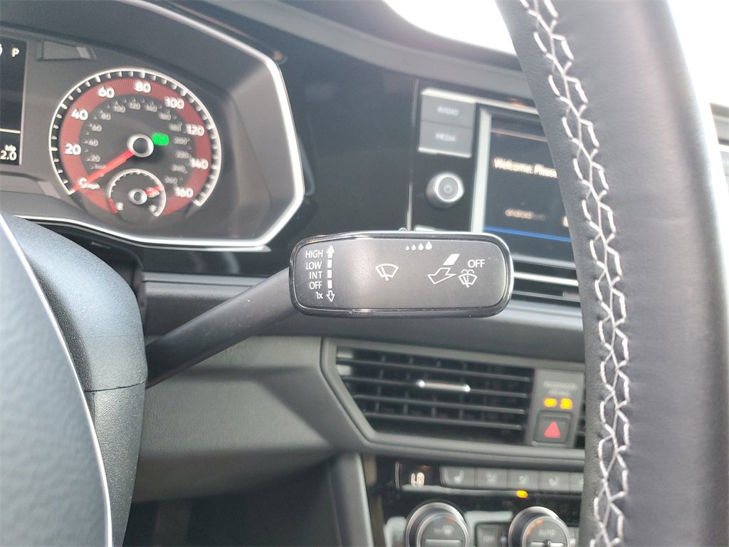 Used 2021 Volkswagen Jetta R-Line image 19