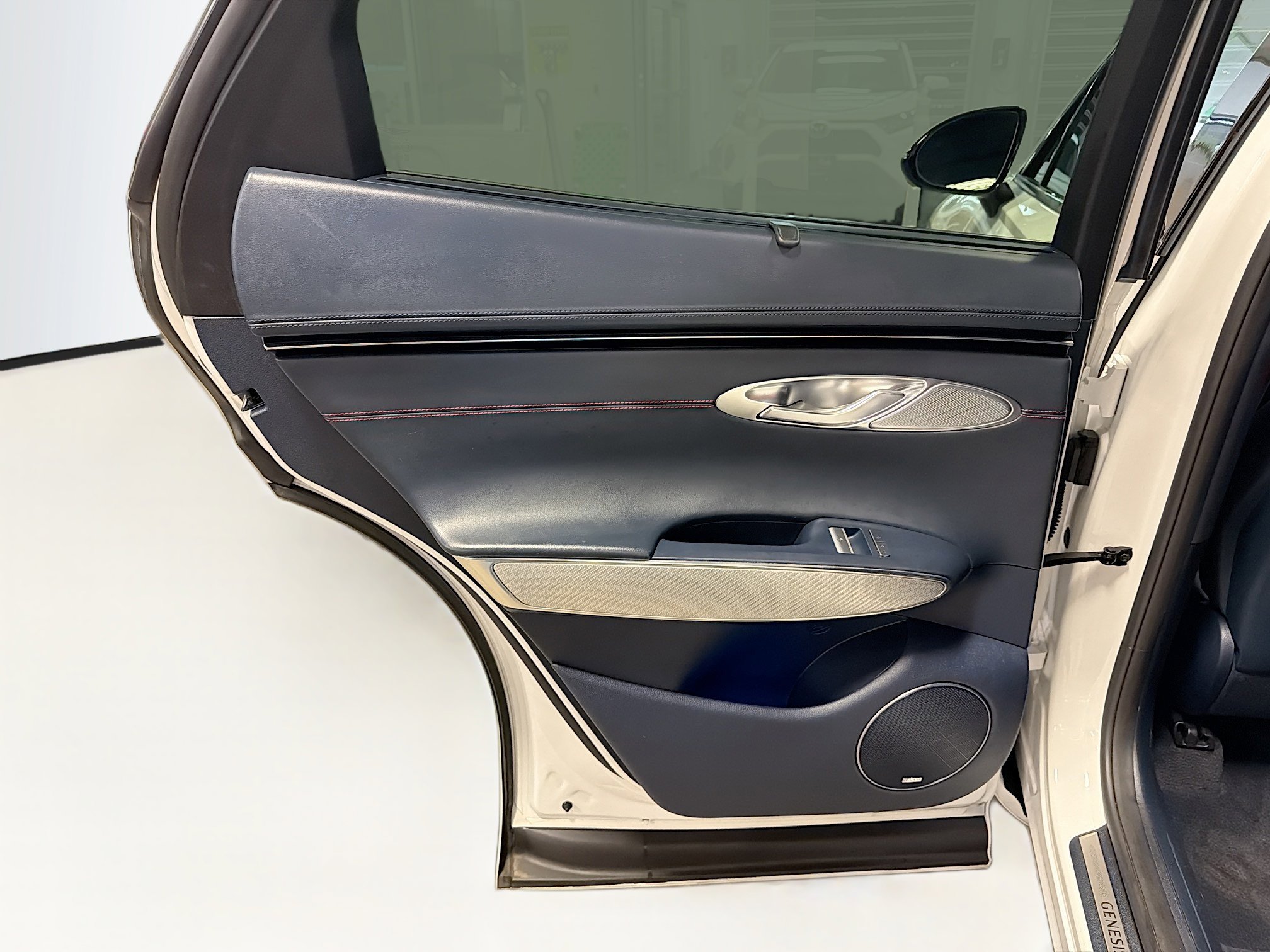 Used 2023 Genesis GV70 2.5T w/ Sport Prestige Package image 27