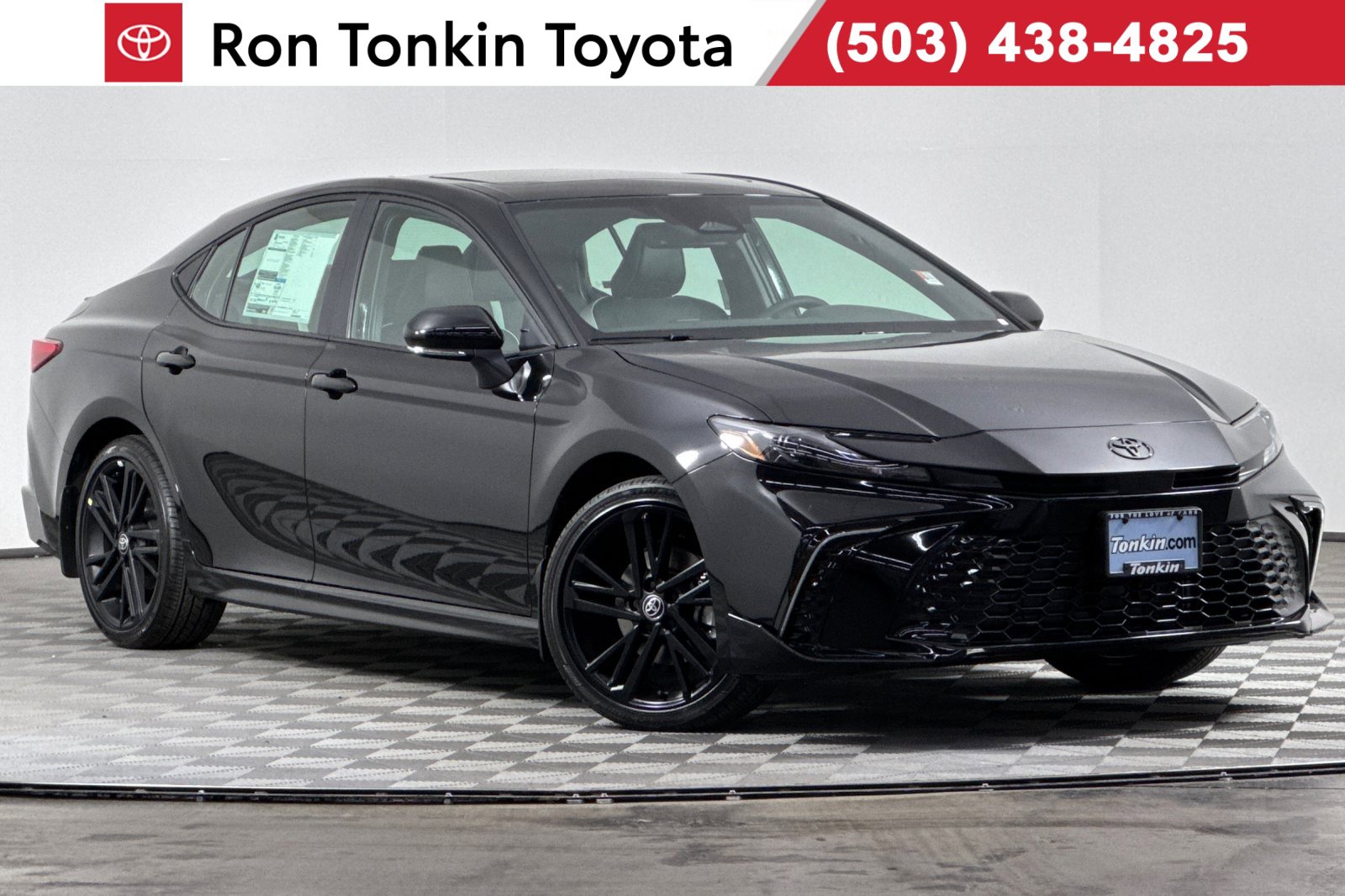 New 2026 Toyota Camry Hybrid image 1
