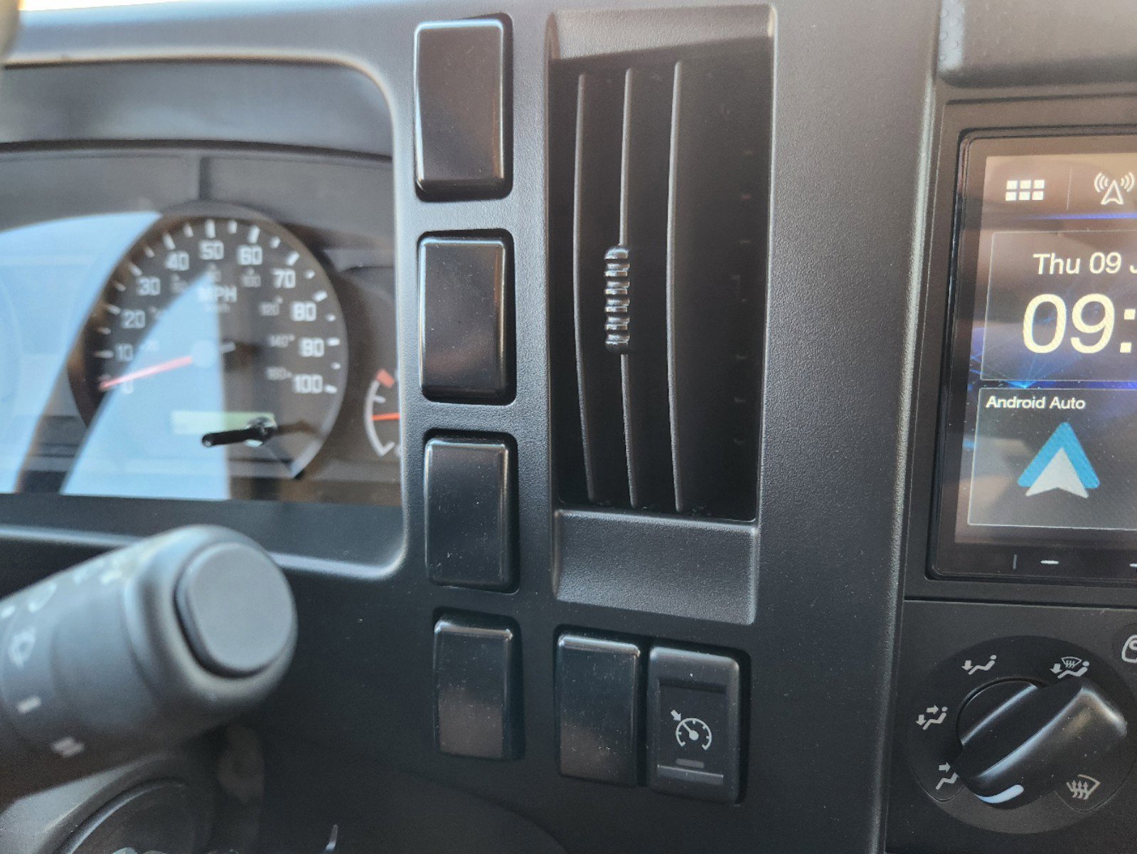 New 2025 Chevrolet Low Cab Forward 5500XG image 21