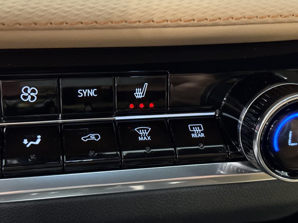 New 2027 Chevrolet Equinox ACTIV AWD/4WD image 18