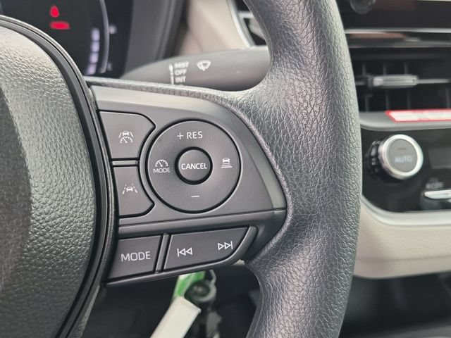 Certified 2026 Toyota Corolla LE FWD image 18