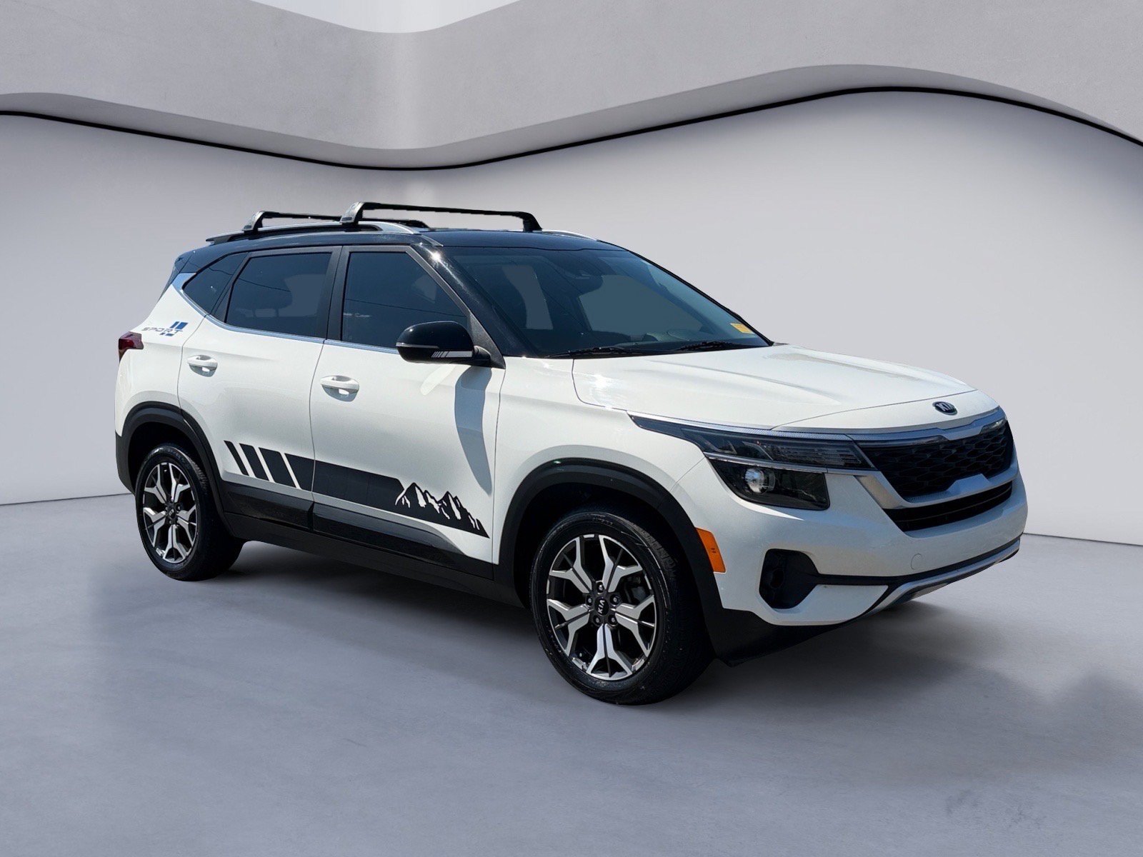 Used 2021 Kia Seltos S FWD image 7