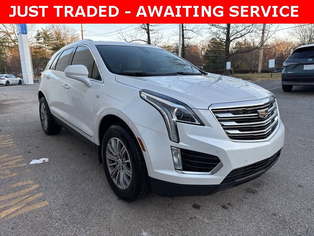 Used 2017 Cadillac XT5 Luxury w/ Driver Awareness Package image 3