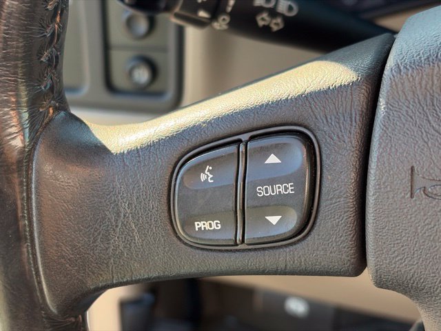 Used 2007 GMC Sierra 2500 SLT w/ Heavy-Duty Power Package RWD image 19