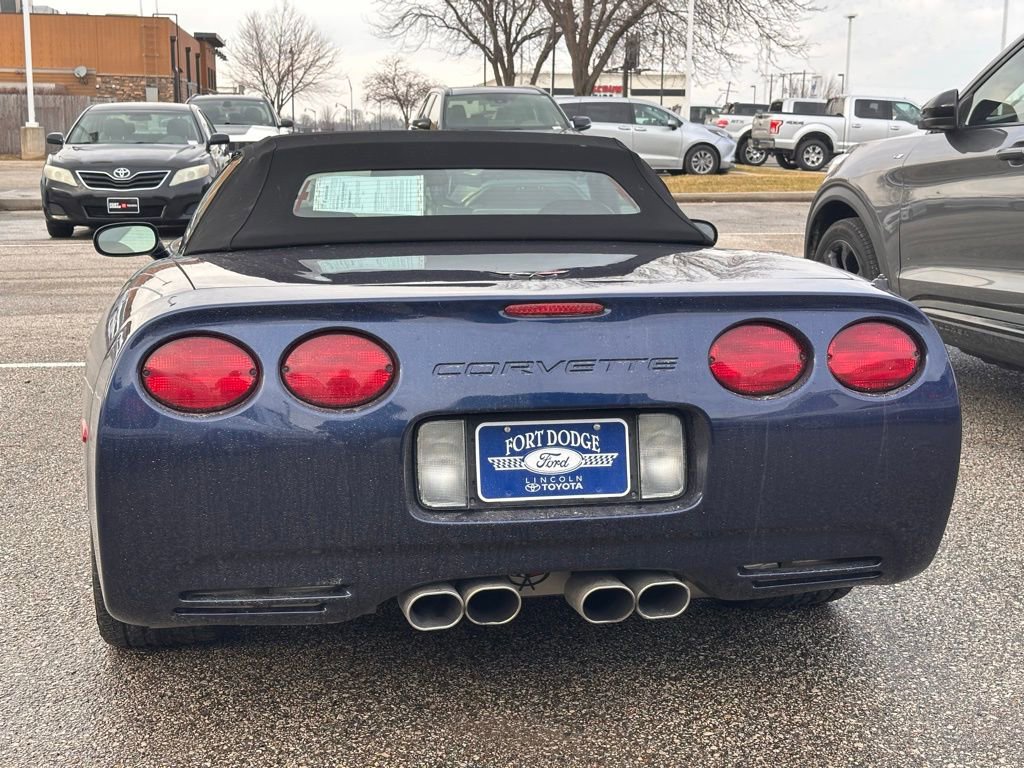 Used 2000 Chevrolet Corvette Convertible w/ Memory Pkg RWD image 4