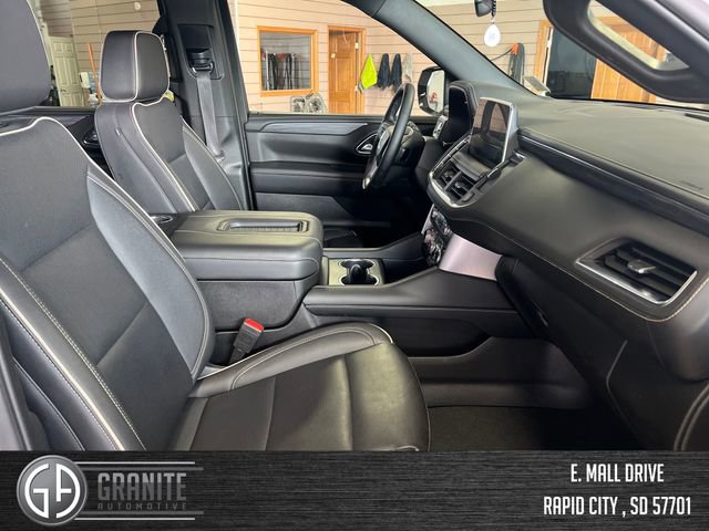 Used 2024 GMC Yukon XL SLT w/ SLT Luxury Package image 35