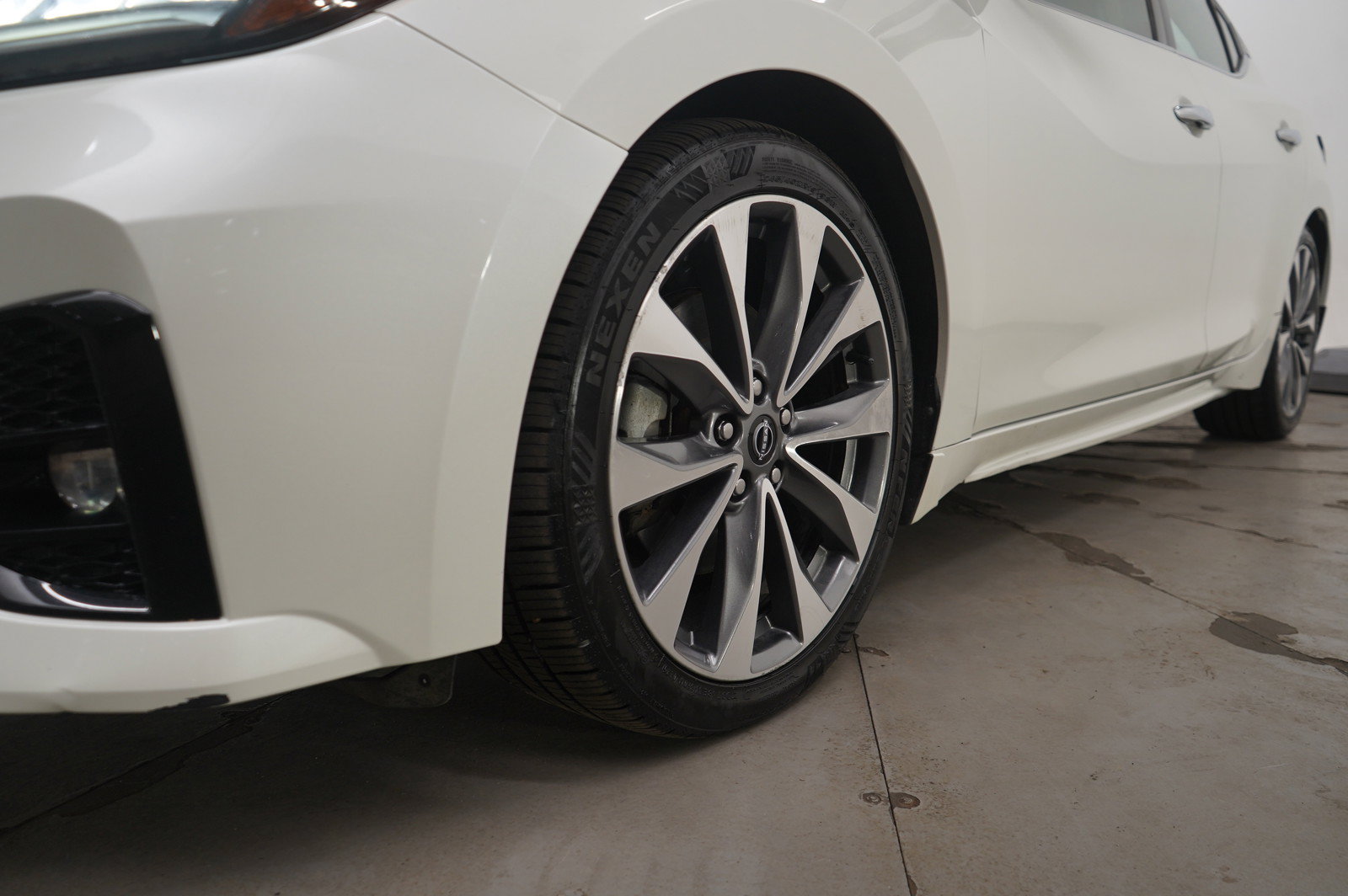 Used 2023 Nissan Maxima Platinum FWD image 24