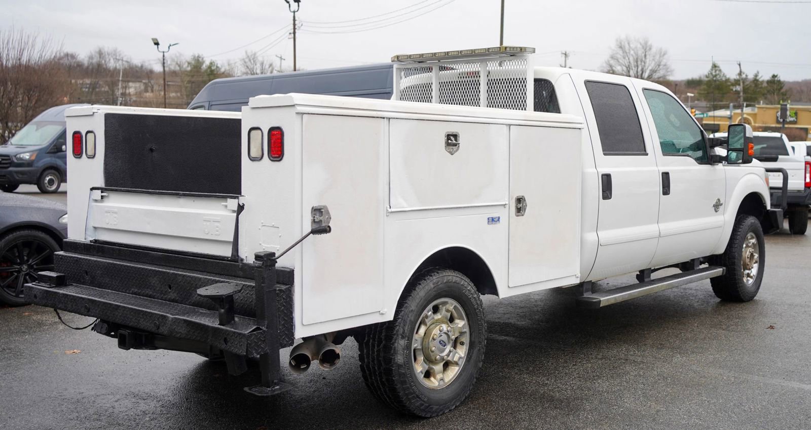 Used 2015 Ford F350 XLT w/ XLT Premium Package AWD/4WD image 1