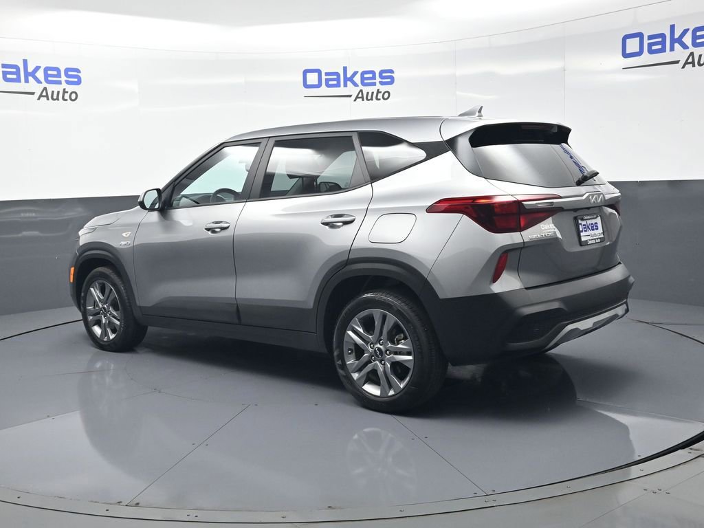 Certified 2023 Kia Seltos LX image 6
