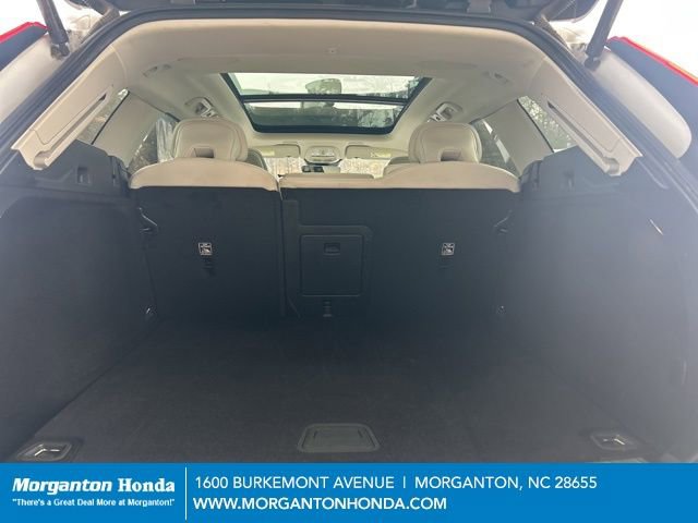 Used 2024 Volvo XC60 B5 Plus image 30